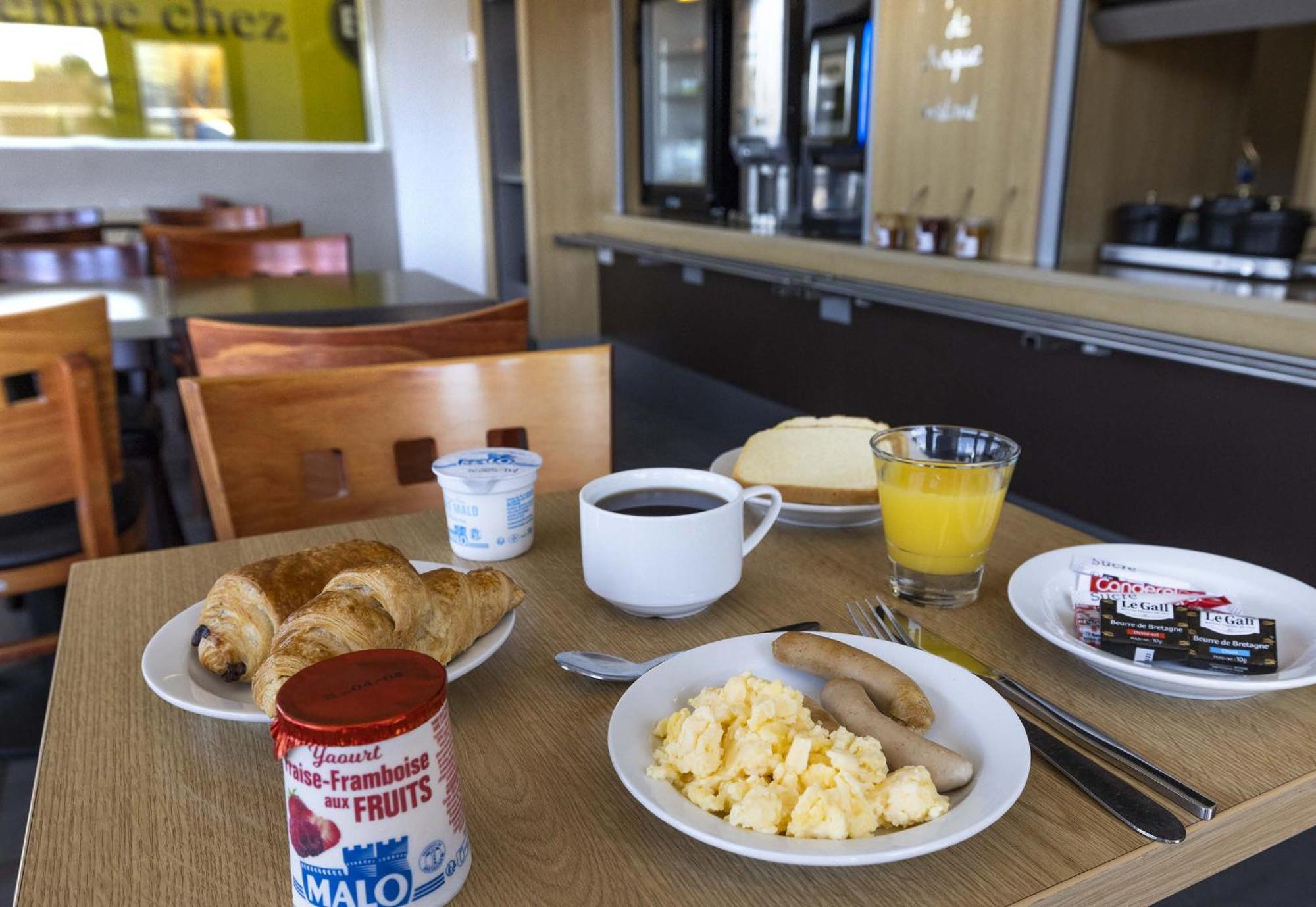B&B Hotel Perpignan Nord Aeroport Екстер'єр фото